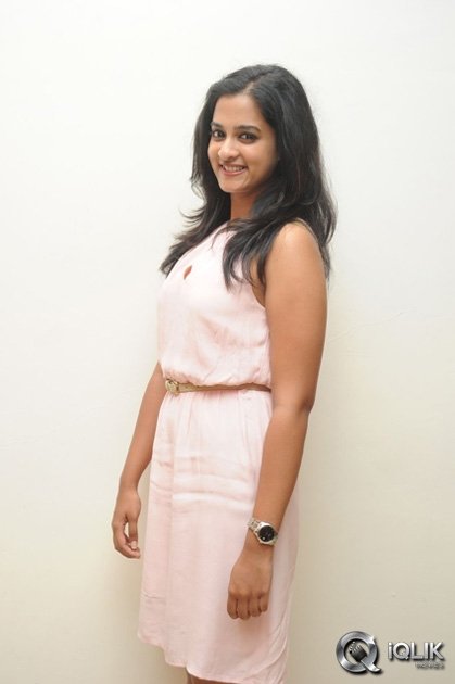 Nanditha-at-Lovers-Movie-Platinum-Disc-Function